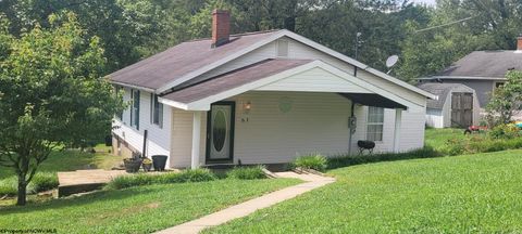 Photo of 63 Broomfield Street, Rachel, WV 26587 (MLS # 10160995)