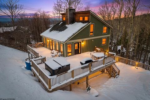 Photo of 53 Ski In Court, Davis, WV 26260 (MLS # 10163617)