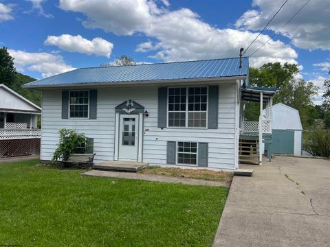Photo of 287 Rada Avenue, Weston, WV 26452 (MLS # 10163403)