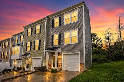 Photo of 111 Inlet Street, Morgantown, WV 26508 (MLS # 10166565)