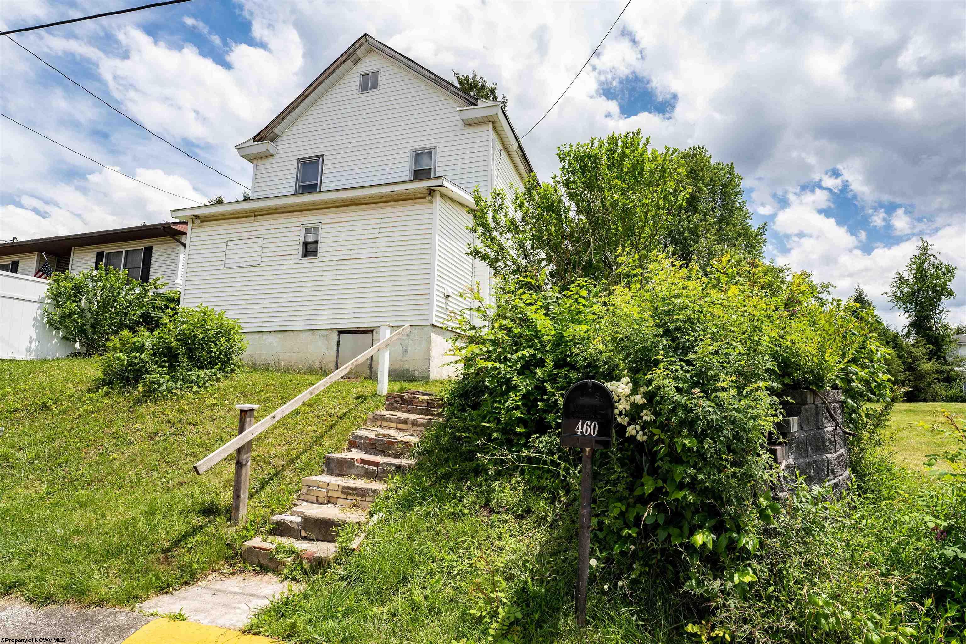 Photo 1 of 17 of 460 Crawford Avenue house