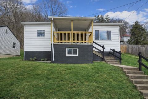 Photo of 145 Liberty Avenue, Clarksburg, WV 26301 (MLS # 10163660)