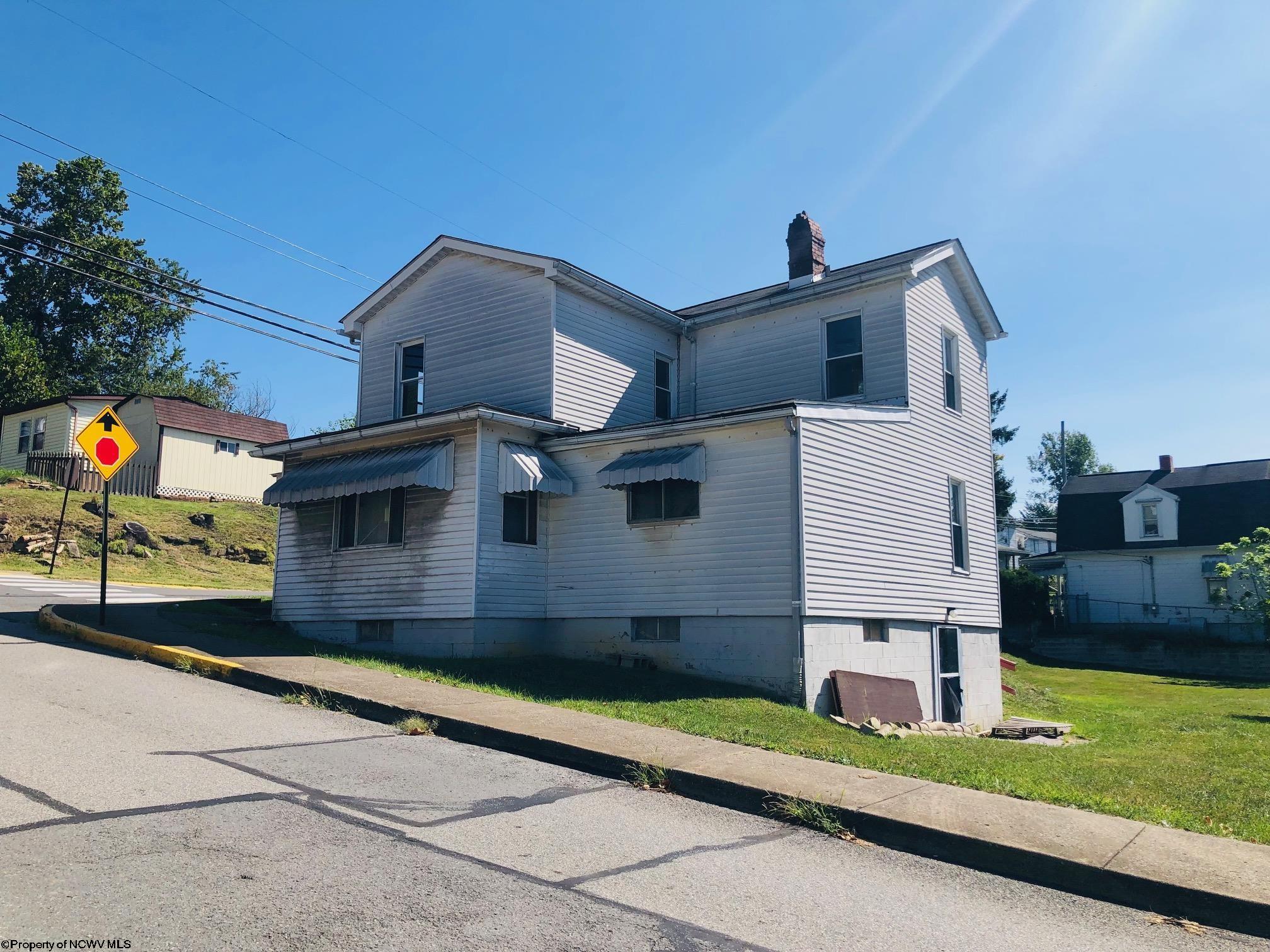 View Morgantown, WV 26508 house