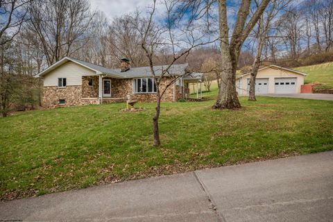 Photo of 223/227 Ridge Farm Road, Rivesville, WV 26588 (MLS # 10164087)