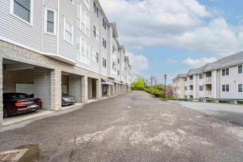 Photo for 324 Fountain View Drive
