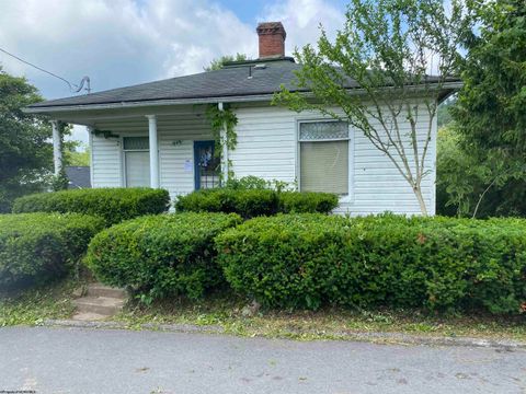 Photo of 949 Washburn Street, Clarksburg, WV 26301 (MLS # 10159946)