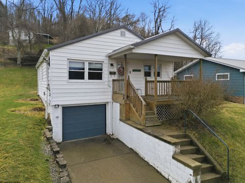 Photo of 413 Fleming Way, Shinnston, WV 26431 (MLS # 10163553)