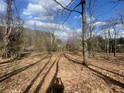Photo of TBD Putnam Street, Buckhannon, WV 26201 (MLS # 10158163)