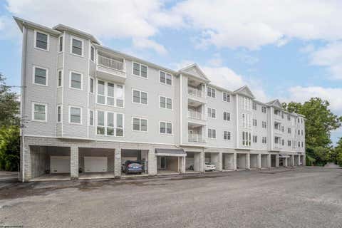 Photo for 133 Fountain View