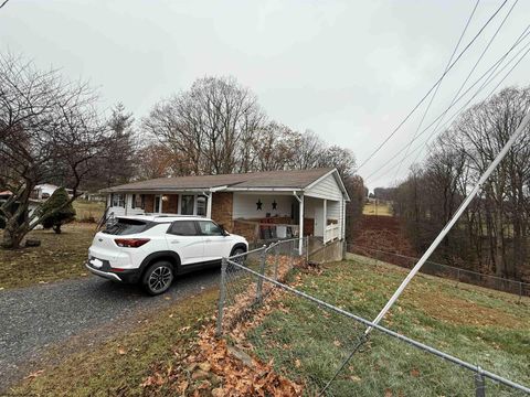 Photo of 120 Kyle Subdivision Drive, Nettie, WV 26681 (MLS # 10162582)