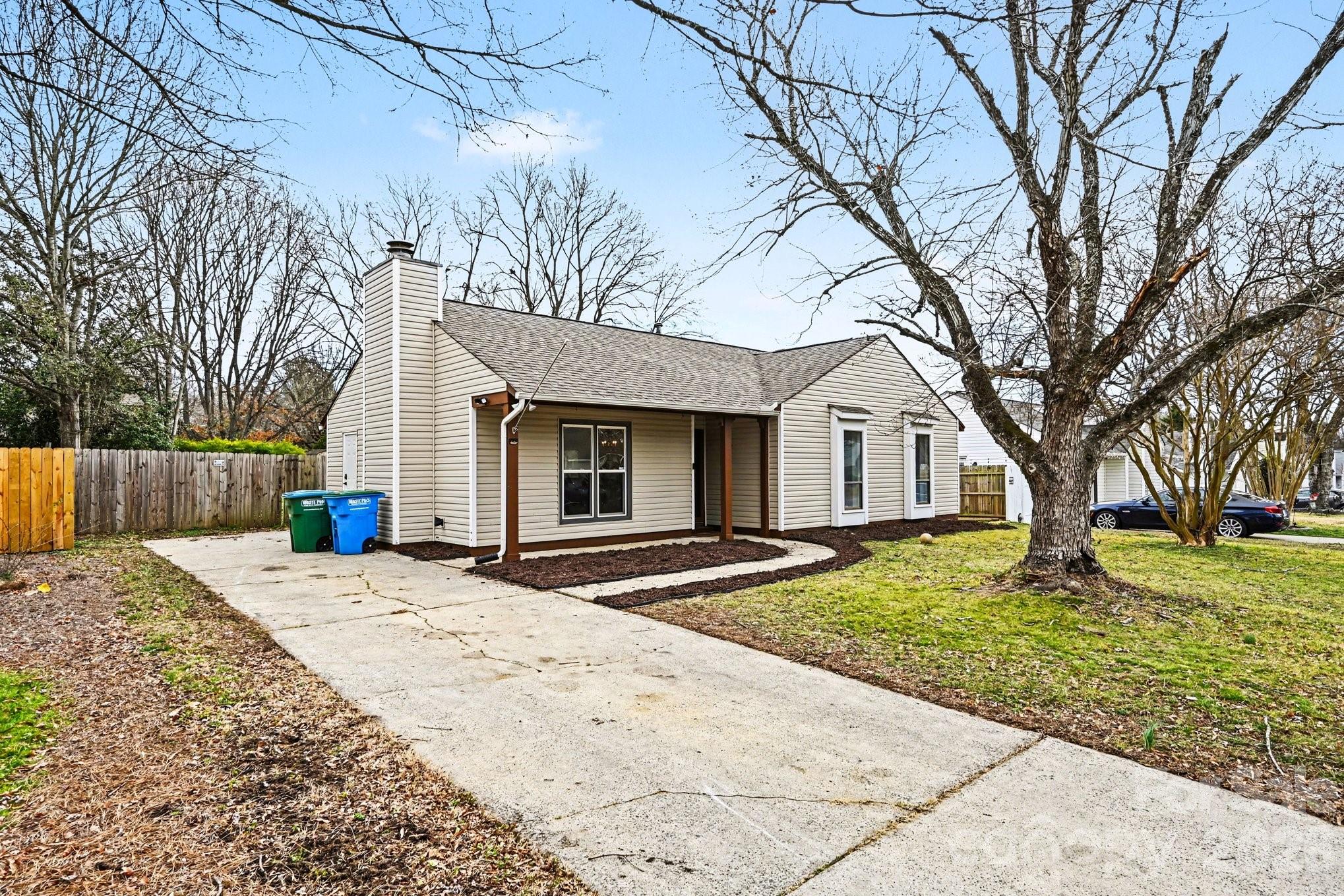 10915 Copper Field Drive