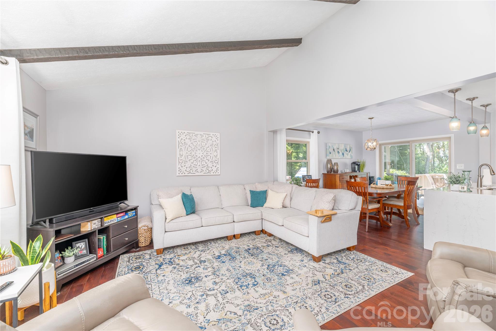 115 Hazelview Drive