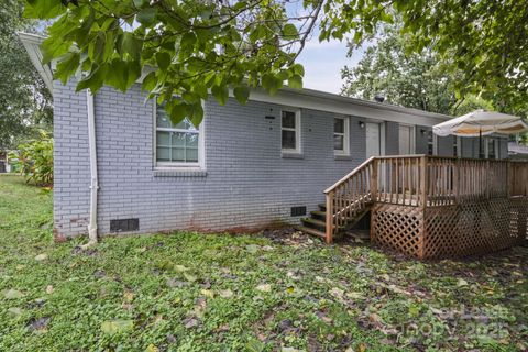 Photo of 2621 Druid Hills Way #4, Charlotte, NC 28206 (MLS # 4315555)