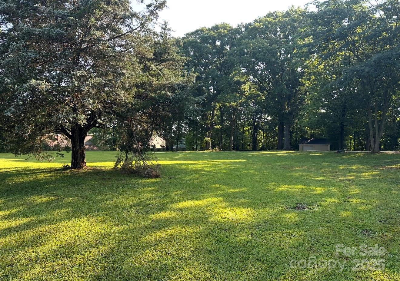 1086 N Dobys Bridge Road