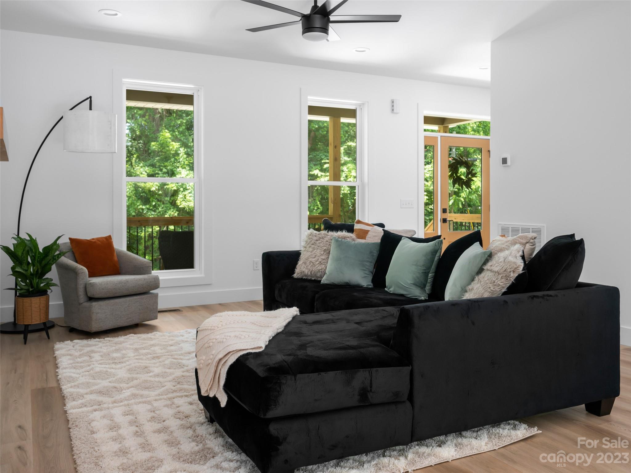 Broad View Park - Residential