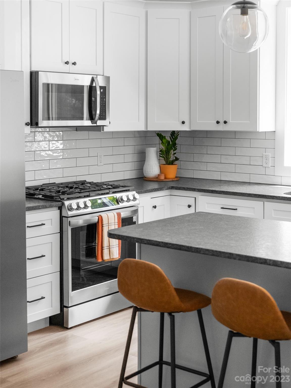 Broad View Park - Residential