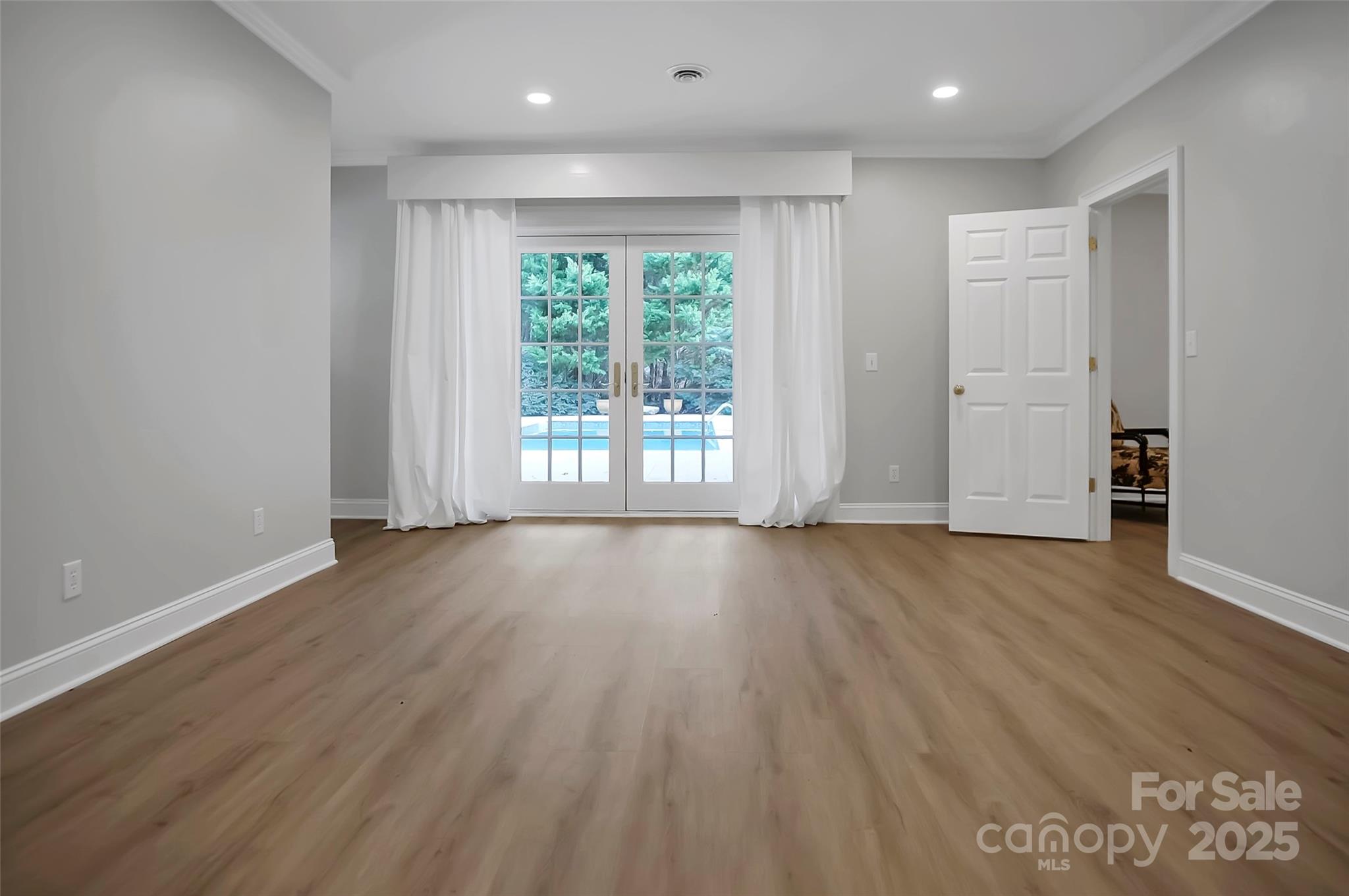 Dogwood Shores - Residential