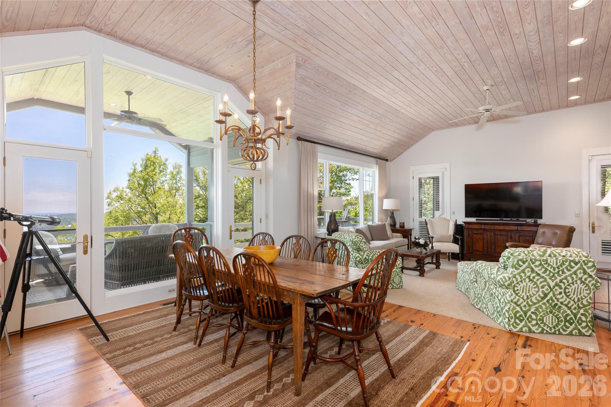 Lake Toxaway Estates - Residential