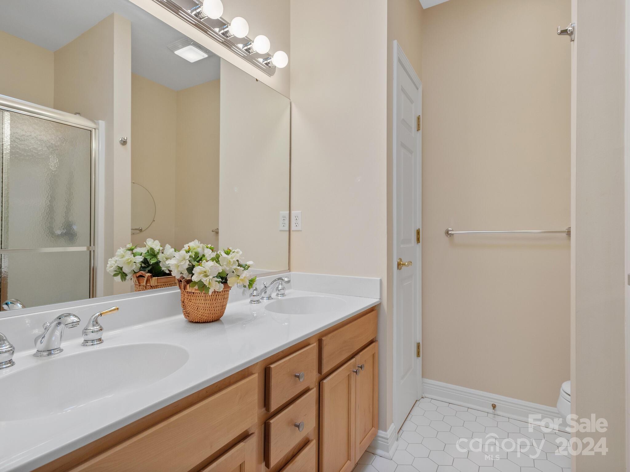 Viewpointe - Residential