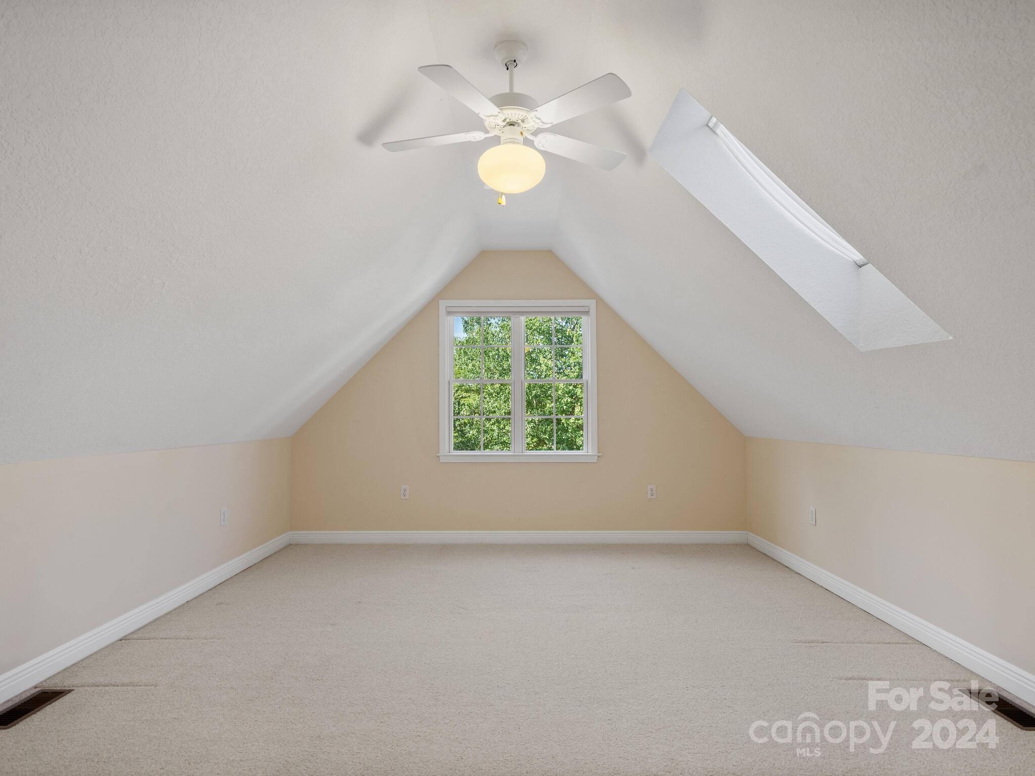 Viewpointe - Residential