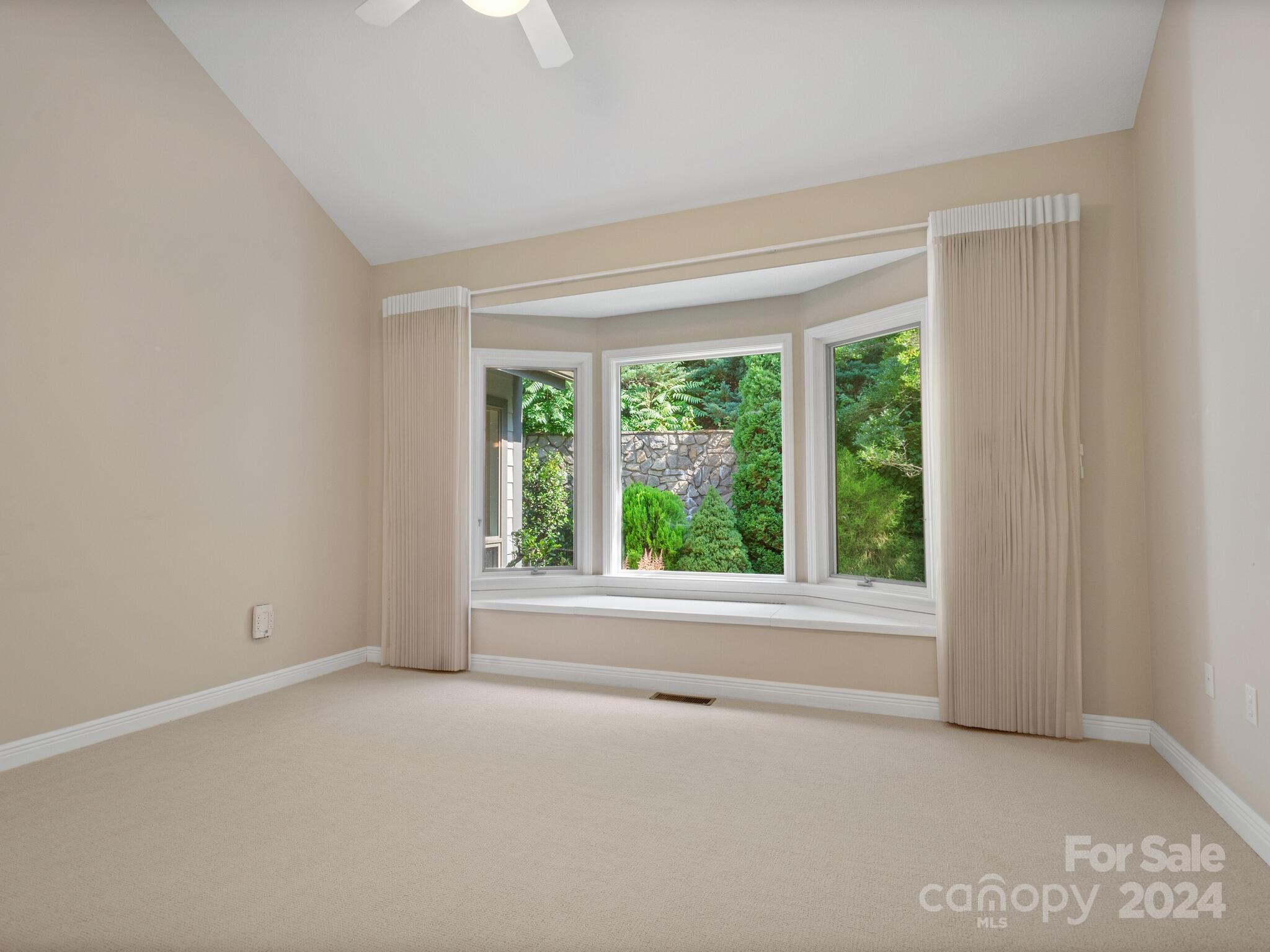 Viewpointe - Residential