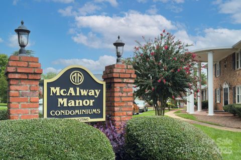 Photo of 918 Mcalway Road #D, Charlotte, NC 28211 (MLS # 4290818)