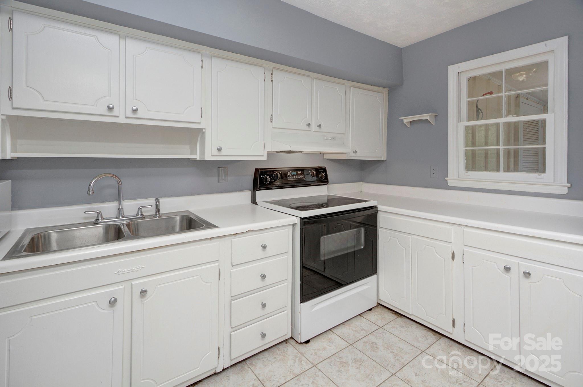 Mcalway Manor - Residential