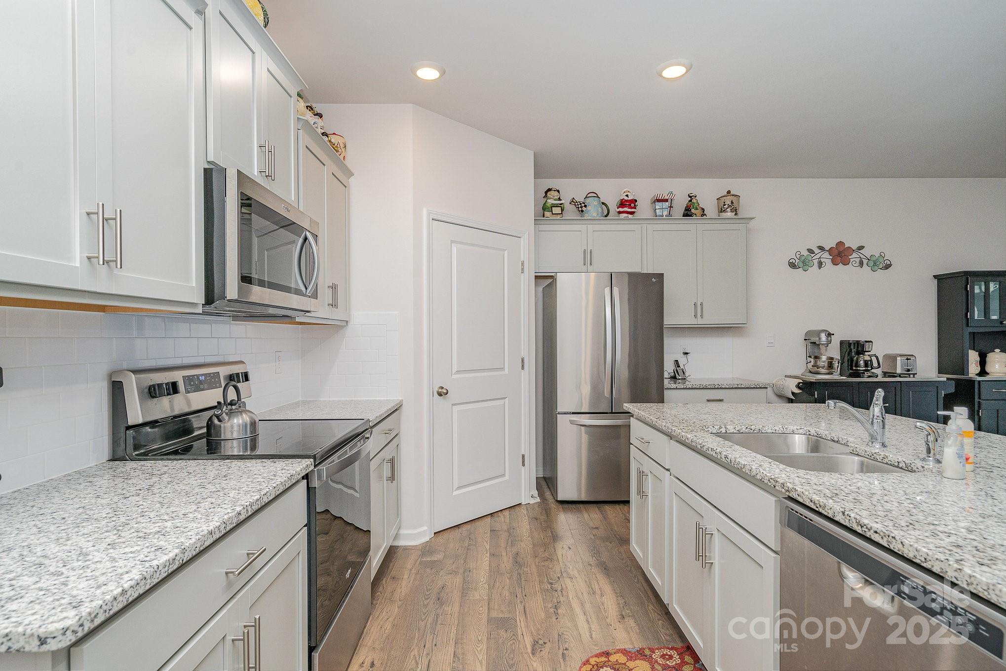 654 Saddlebred Lane