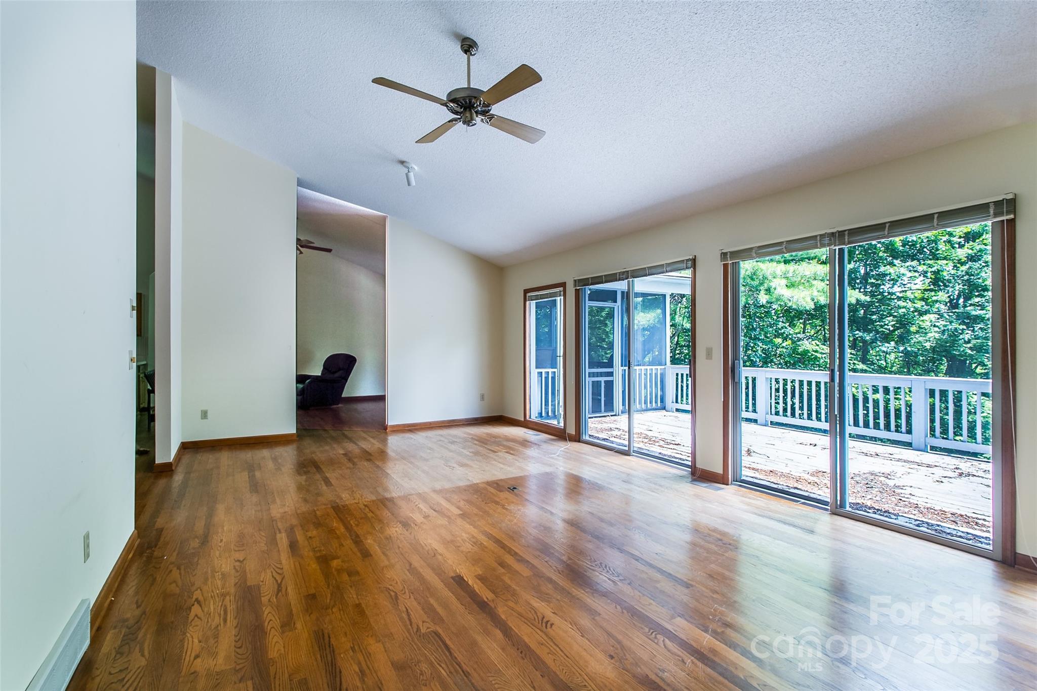 Connestee Falls - Residential