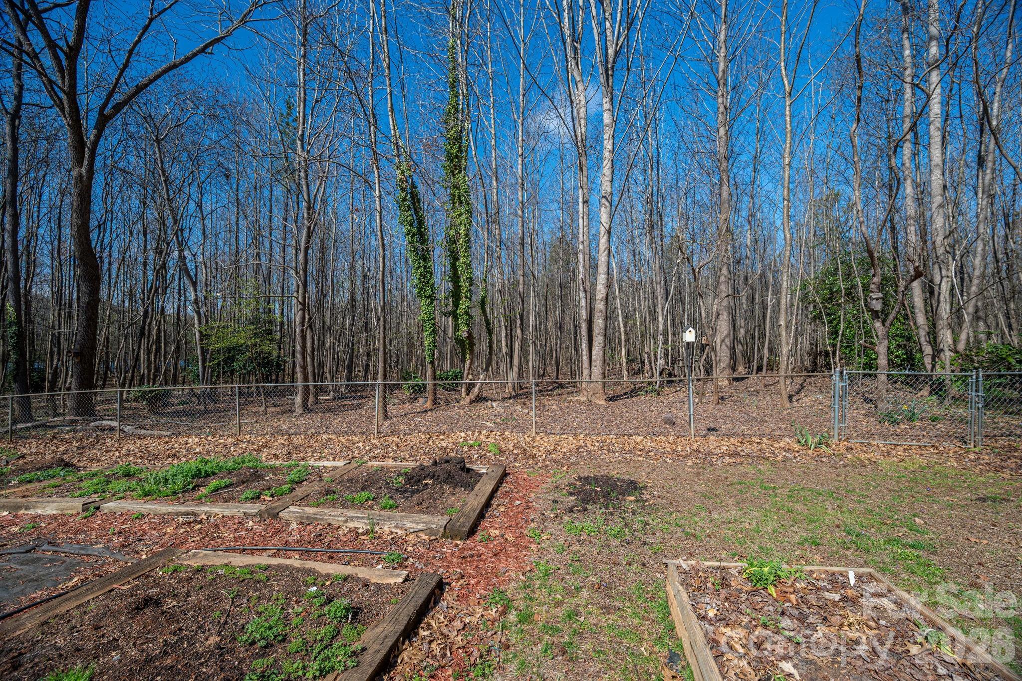 Leewood Acres - Residential