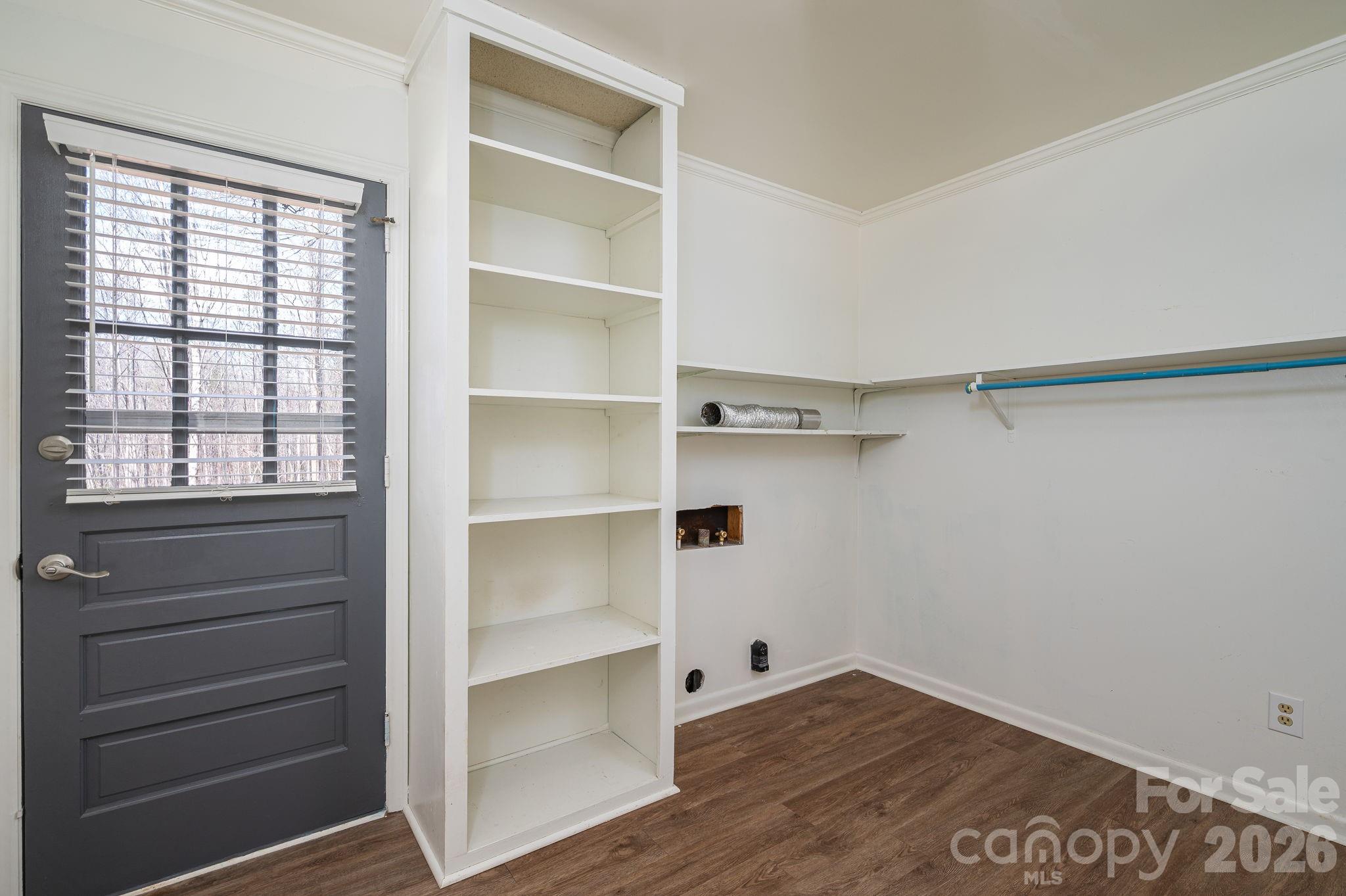 Leewood Acres - Residential