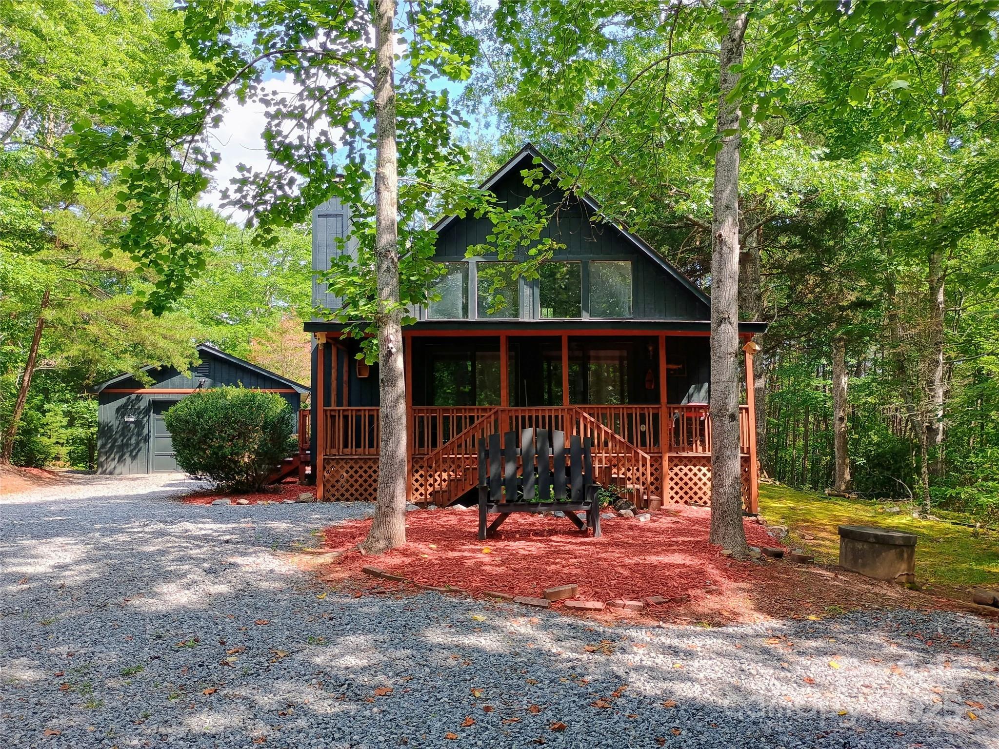 637 Raven Boulevard