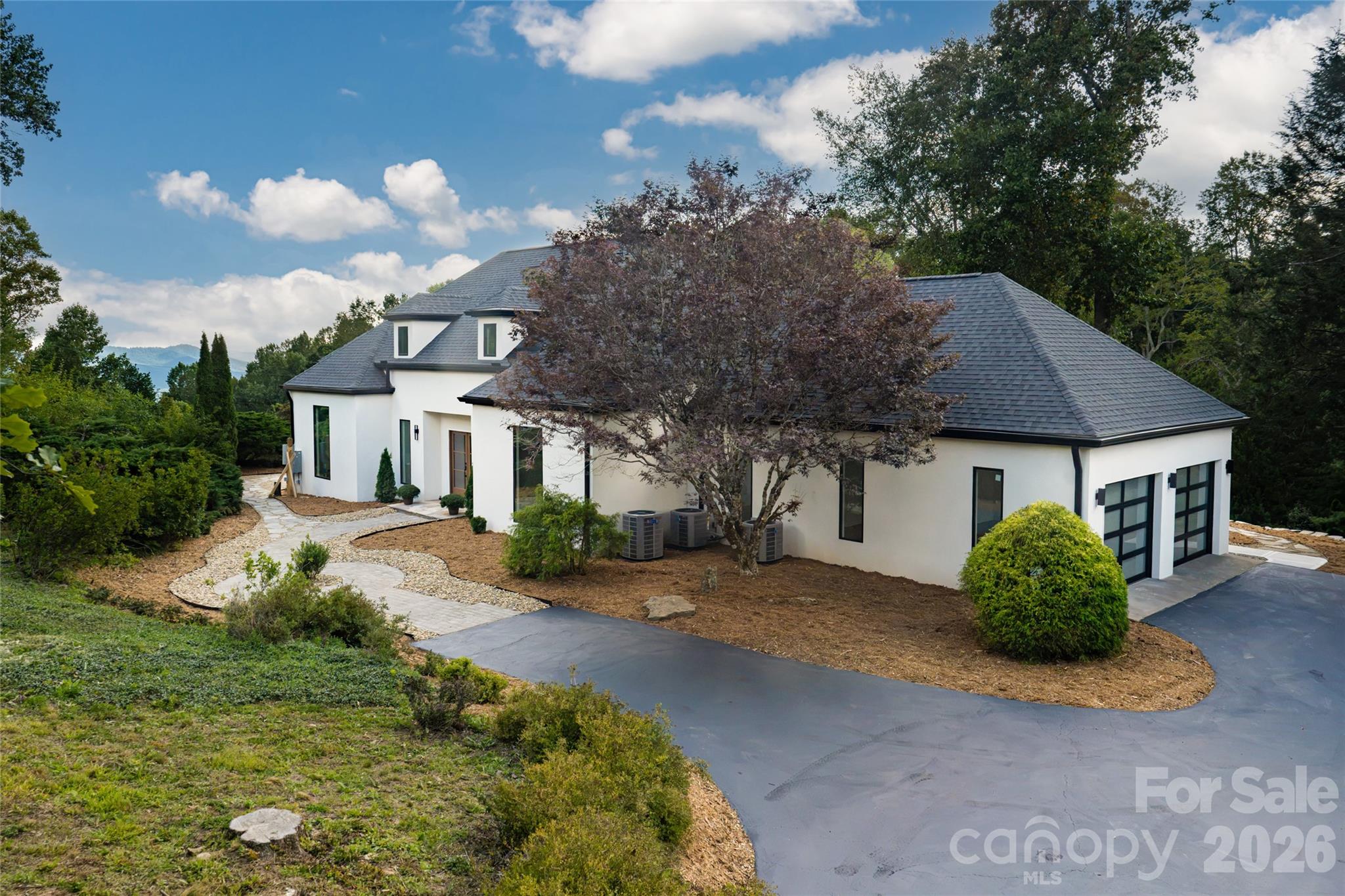 5 Meadow Ridge Drive