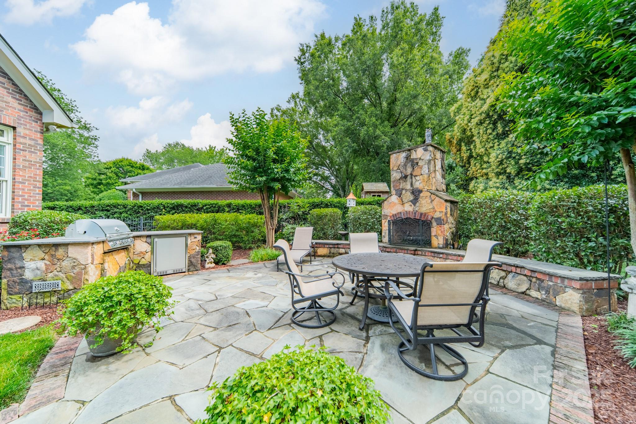 Deering Oaks - Residential