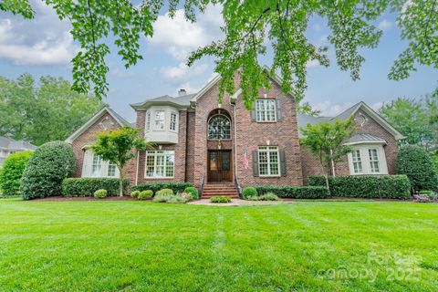 2300 Richardson Drive Charlotte NC 28211