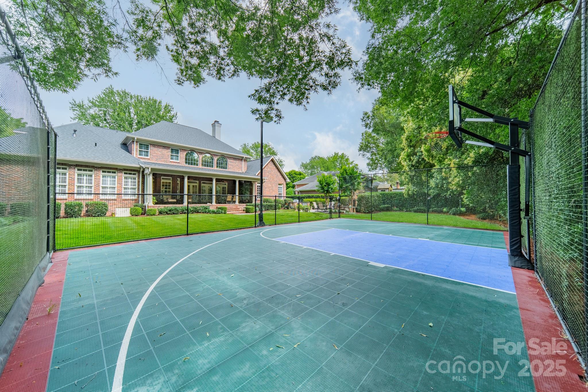 Deering Oaks - Residential