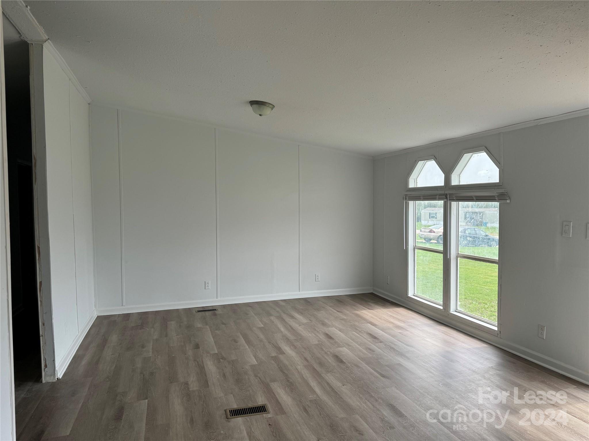 Woodland Acres - Residential Lease