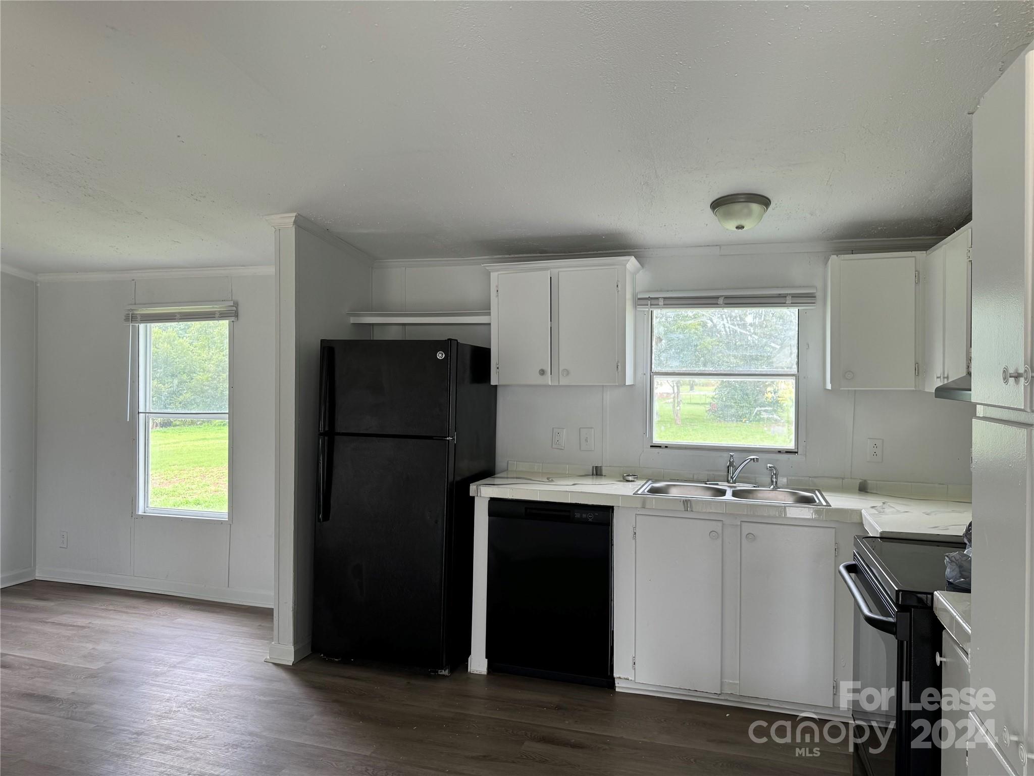 Woodland Acres - Residential Lease