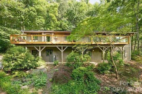 Photo of 12 Beech Tree Lane, Asheville, NC 28804 (MLS # 4406184)