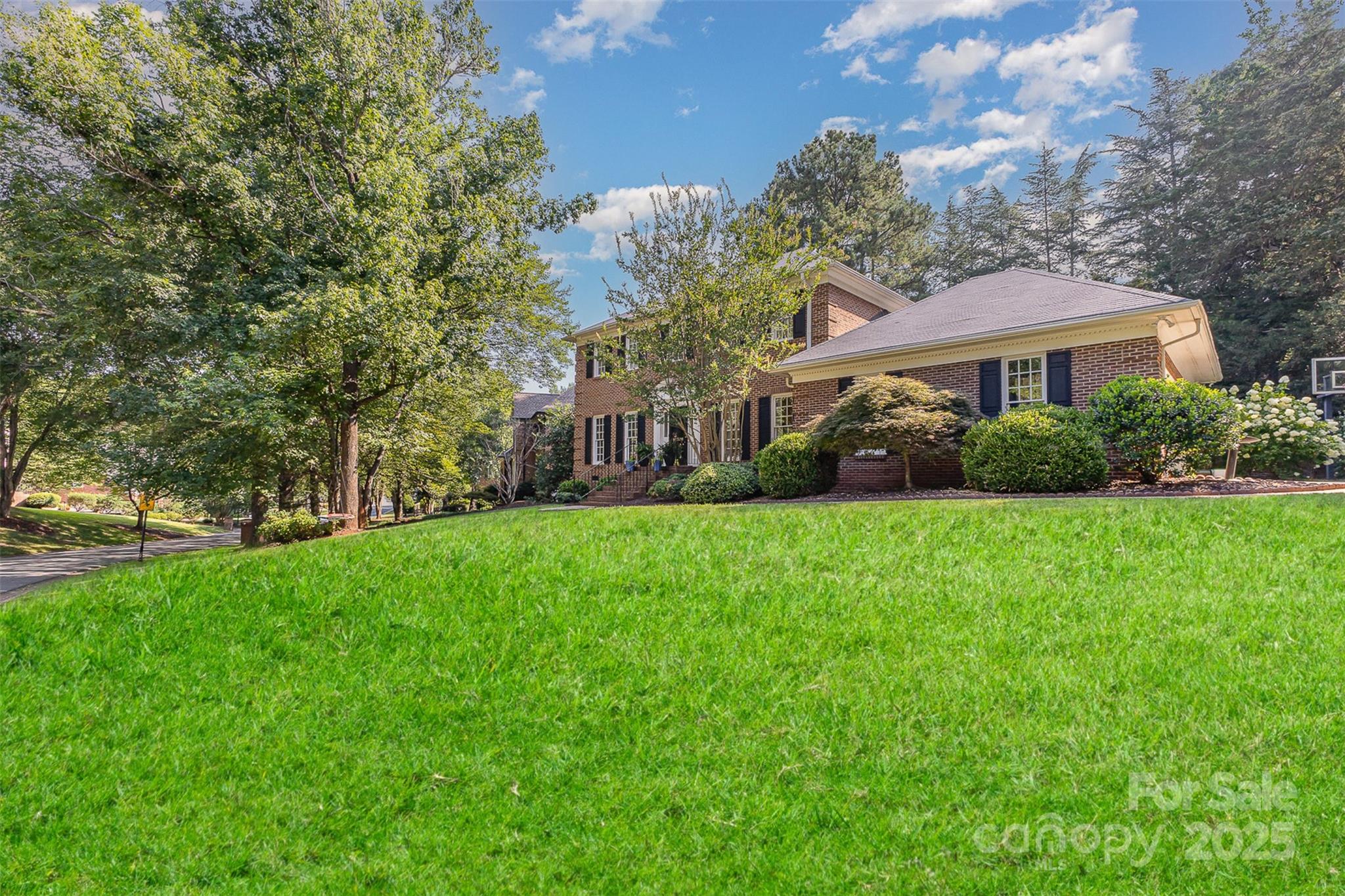 10329 Hollybrook Drive
