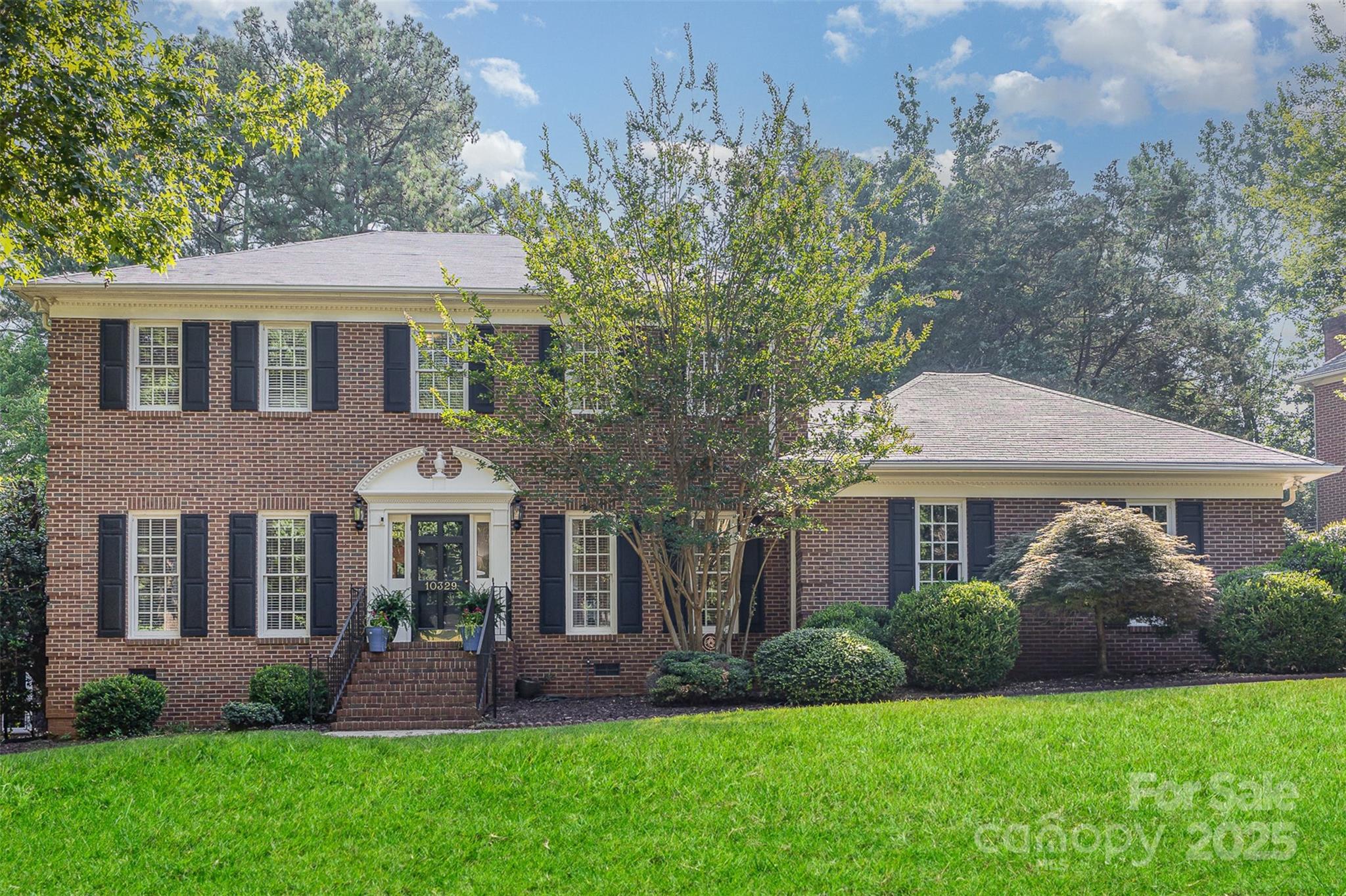 10329 Hollybrook Drive