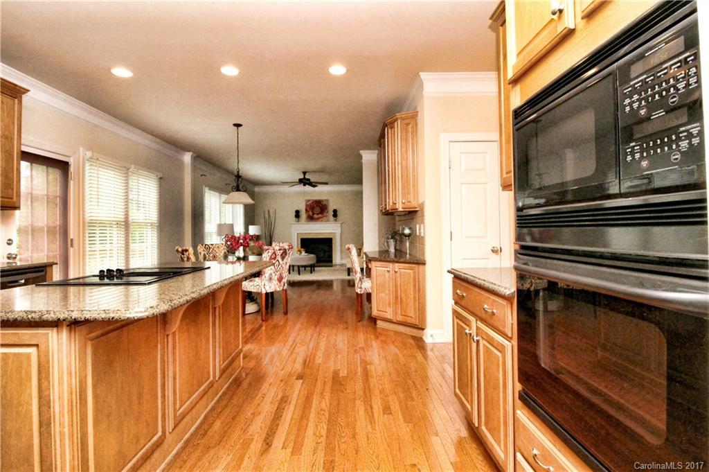 The Glen At Wesley Oaks - Residential