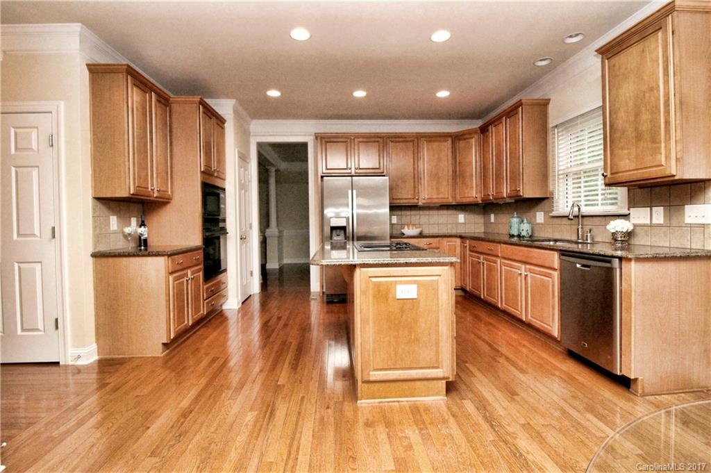 The Glen At Wesley Oaks - Residential