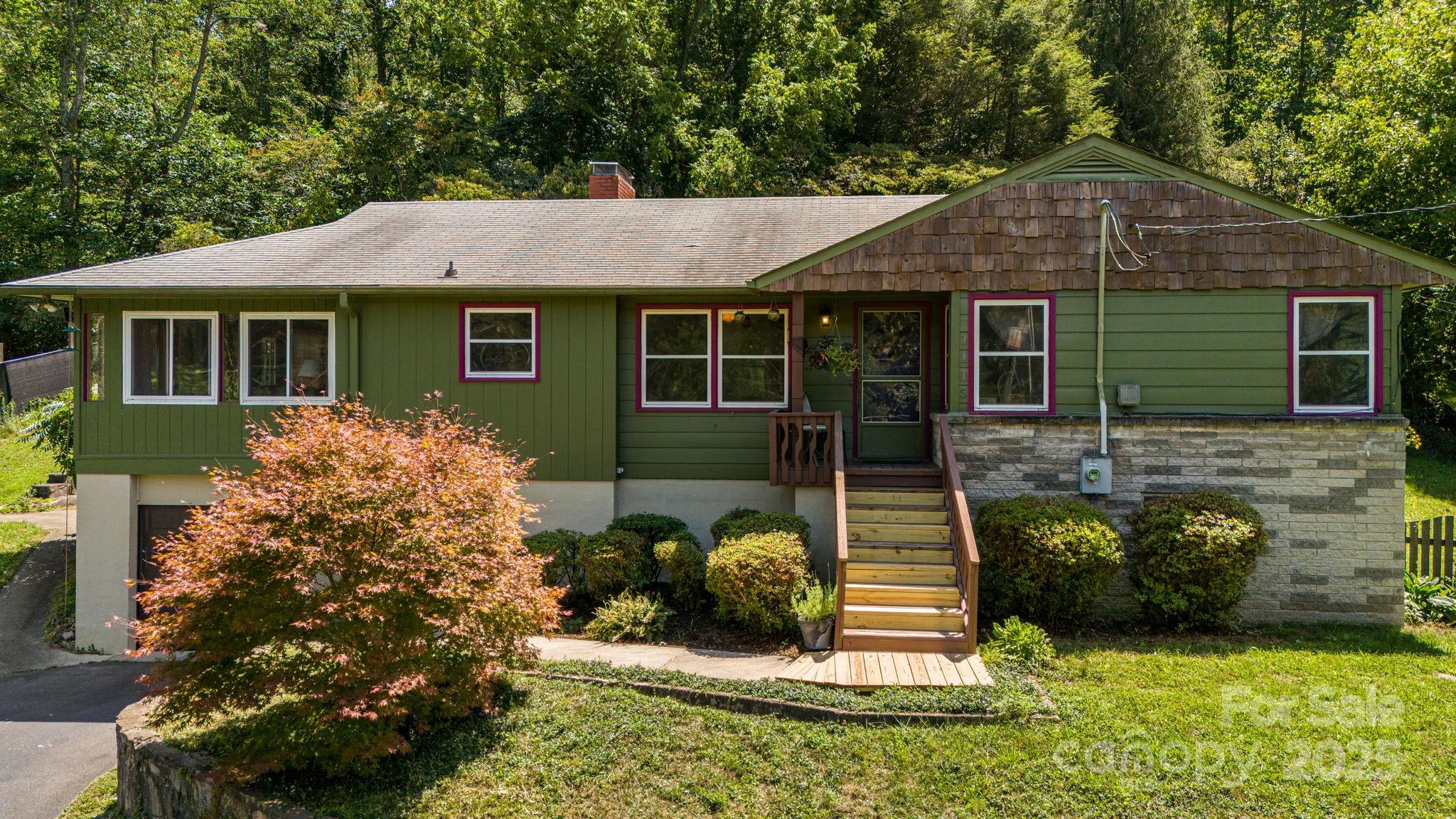 1115 Bee Tree Road