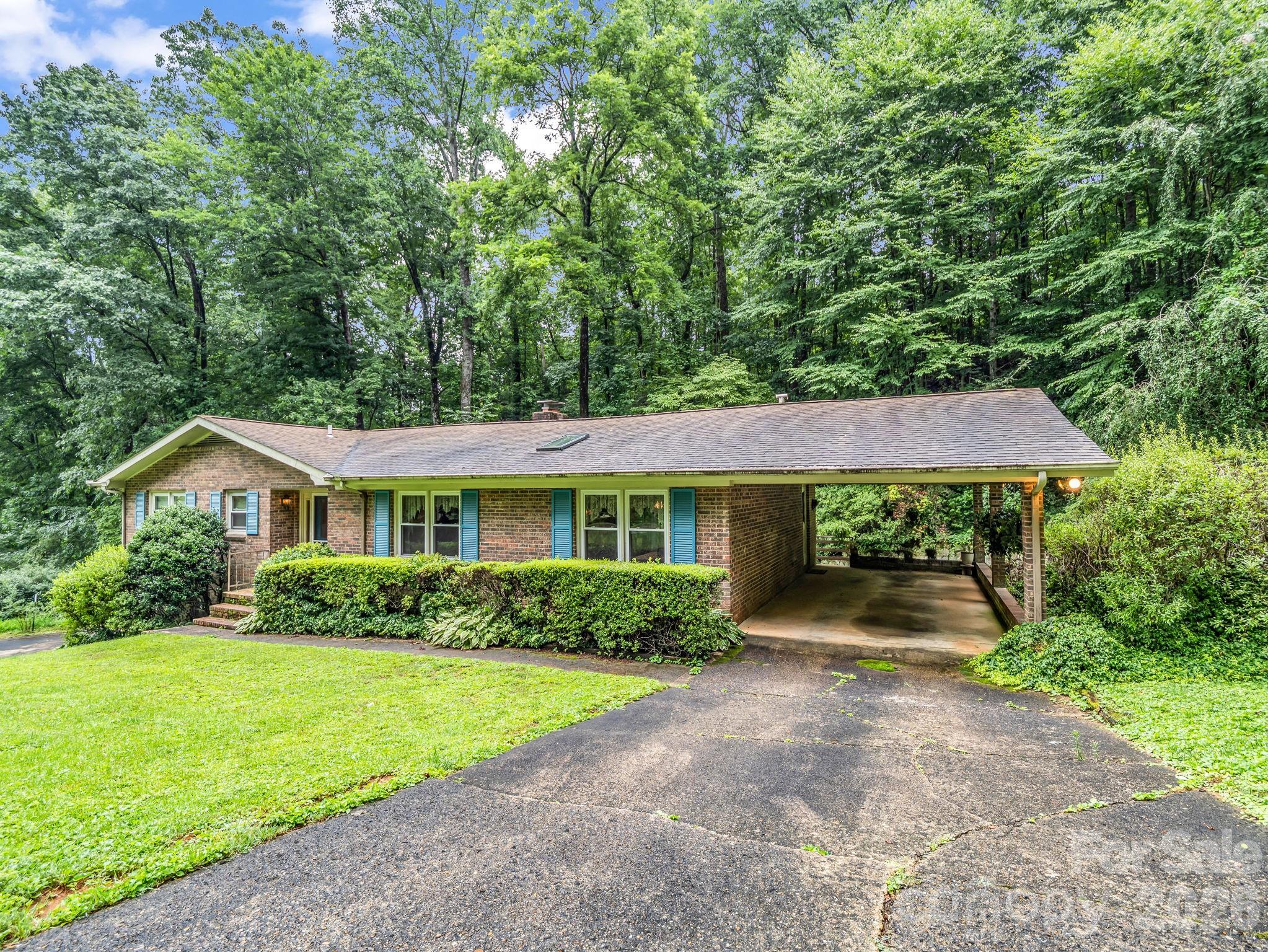 103 Maplewood Lane