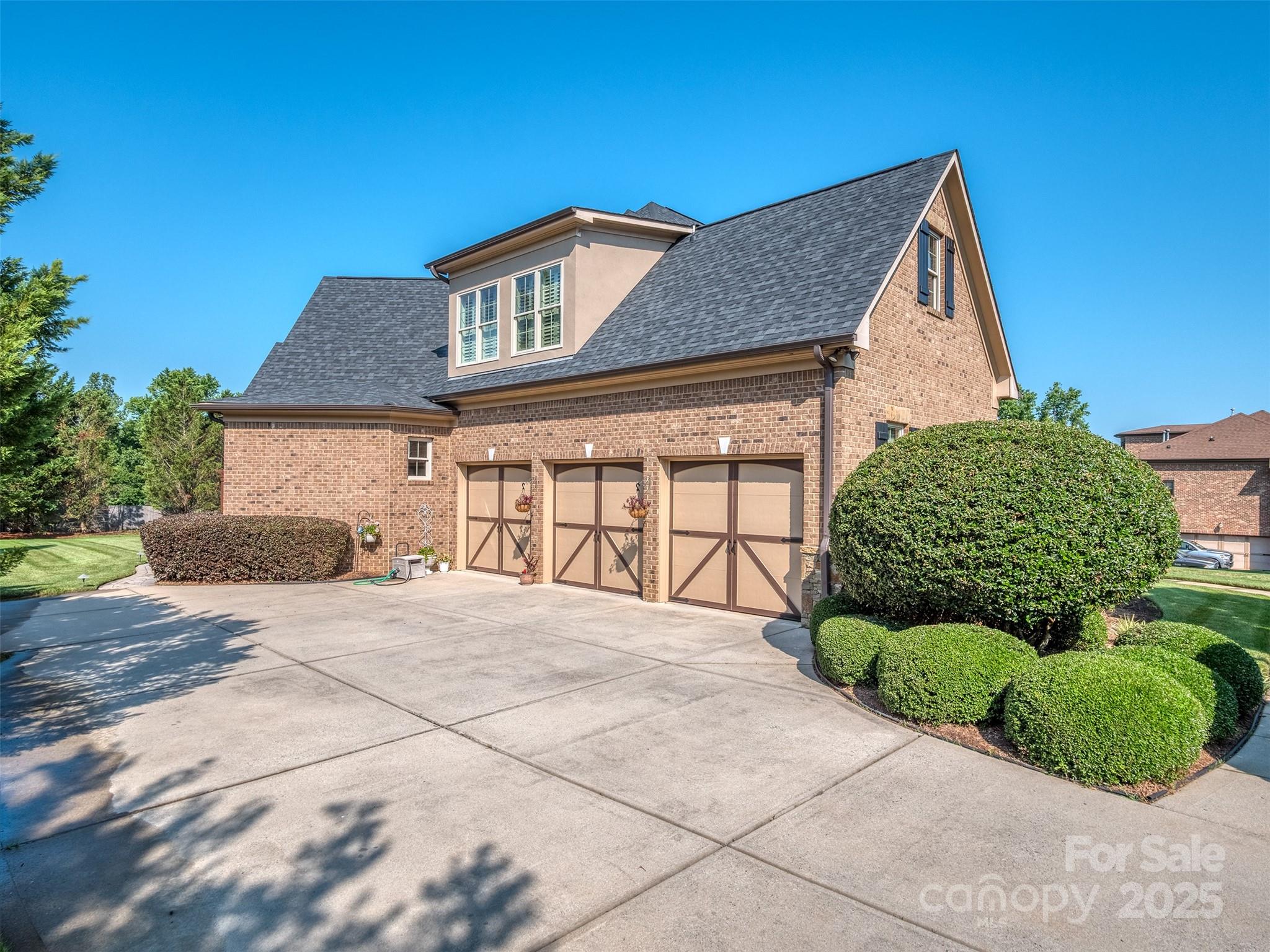 1377 Shinnecock Lane