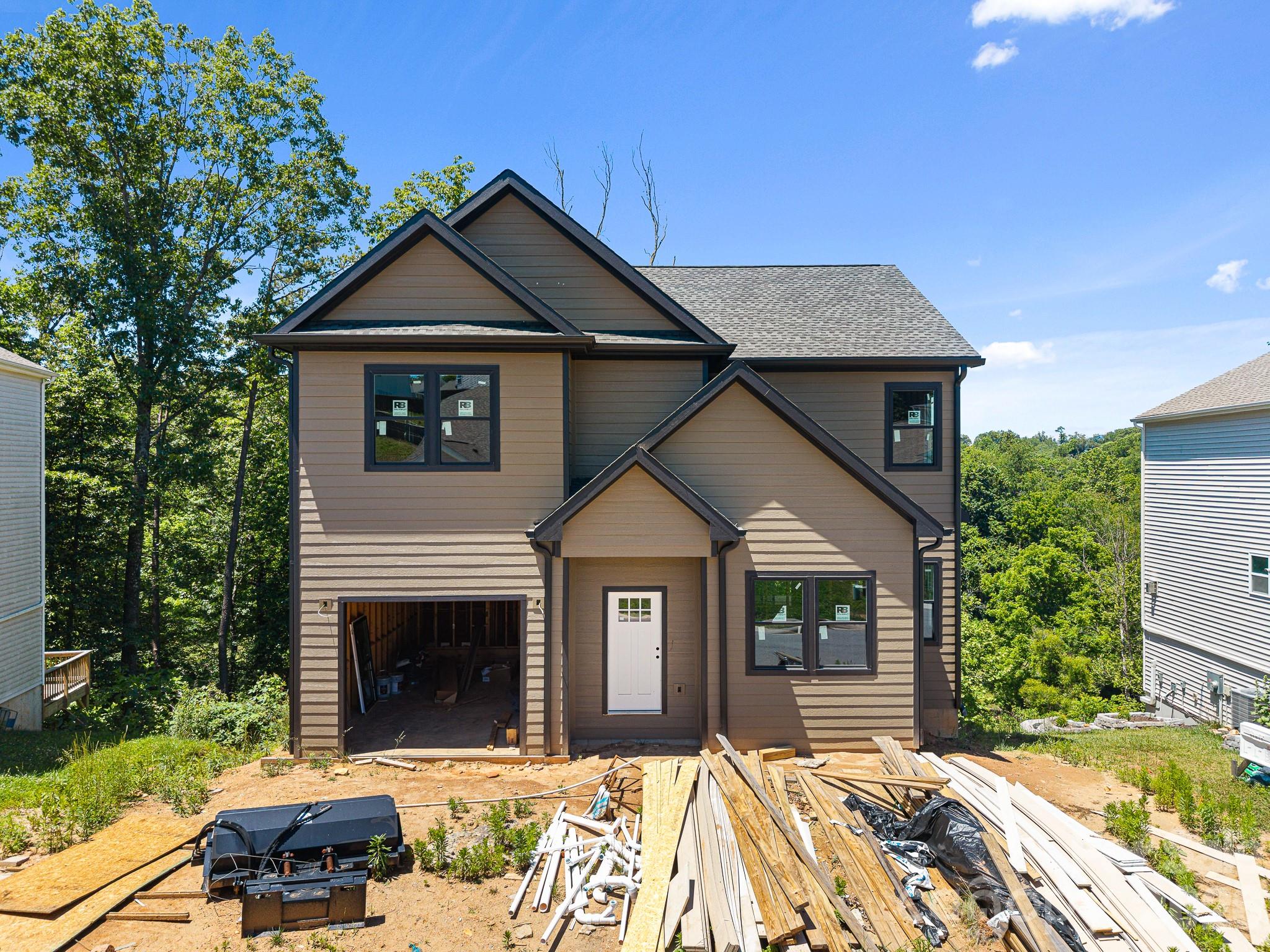 914 Newport Court