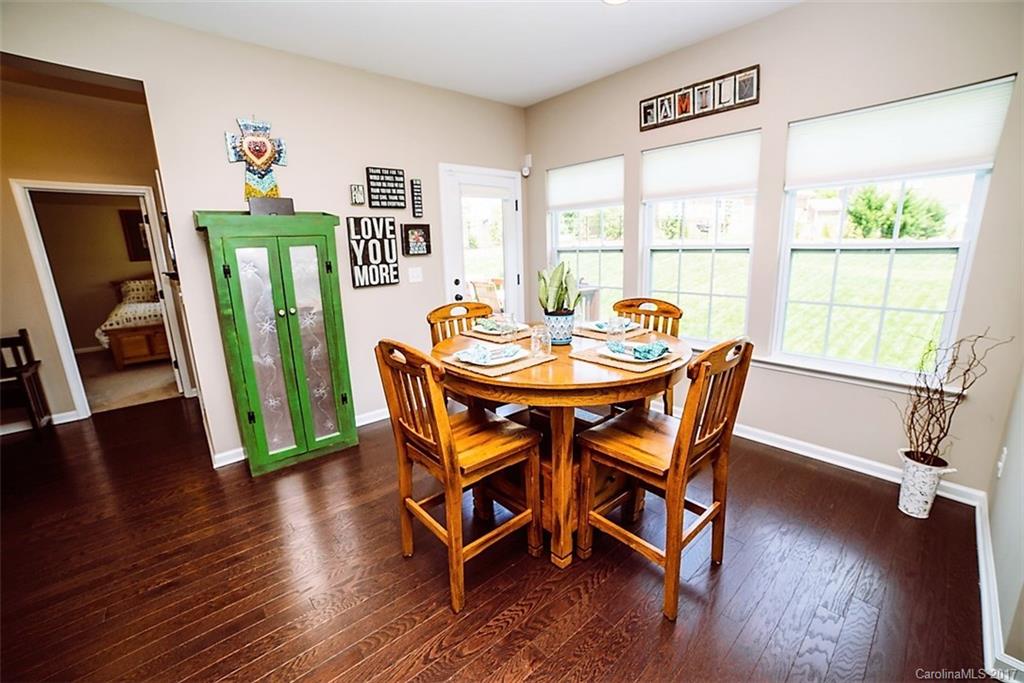 River Lake - Residential