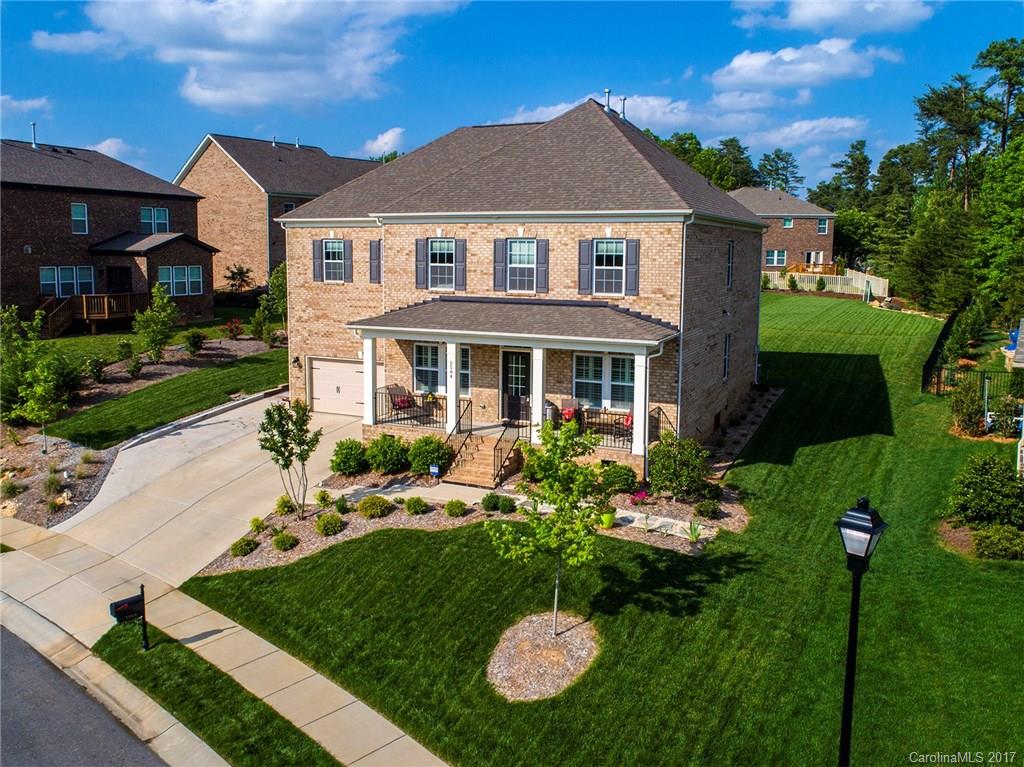 River Lake - Residential