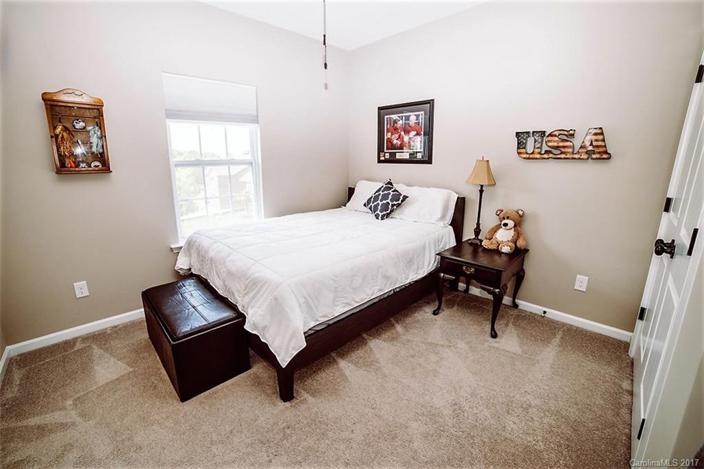 River Lake - Residential